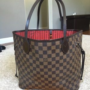 Authentic preowned lv Neverfull MM DE